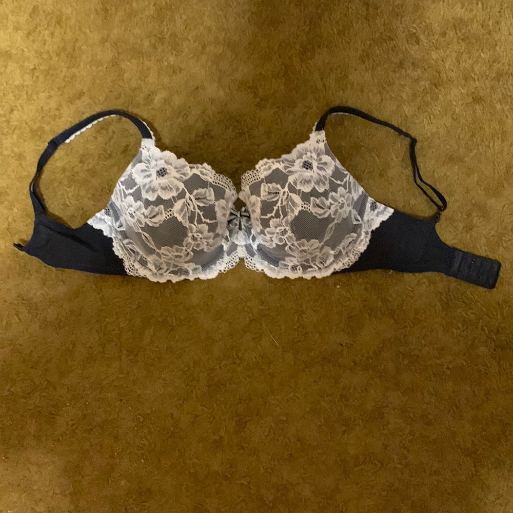 Victoria’s Secret bra